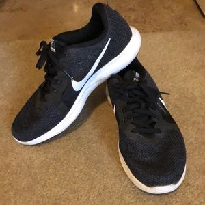 Nike Women’s Flex TR 8 Shoe